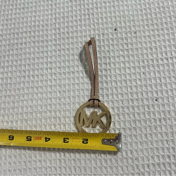 Michael Kors Gold Keychain Purse Charm MK LOGO - Picture 5 of 8